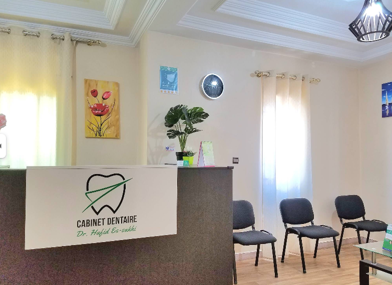 Dr ES-SAKHI Hafid - Dentiste